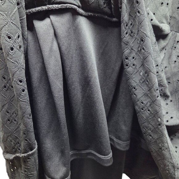 In Every Story Hi-Low Eyelet Peplum Tank Top - Picture 5 of 7